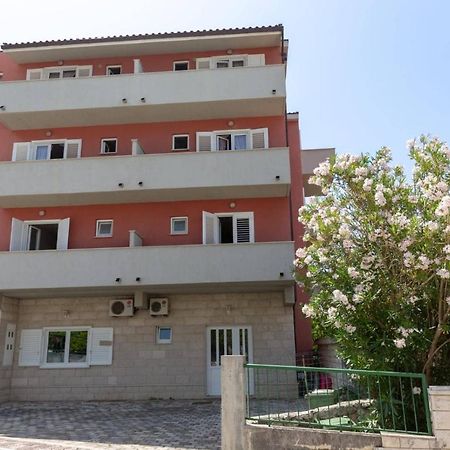 Apartments Elena Tučepi Esterno foto